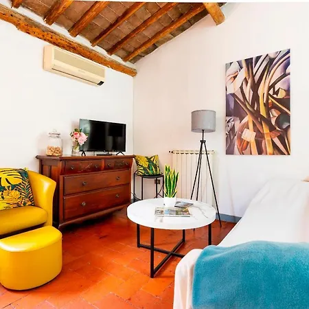 Chiara Apartment *